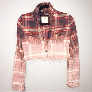 ABERCROMBIE & FITCH cropped distressed flannel